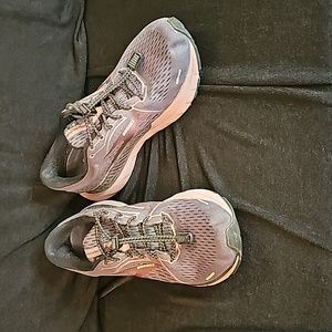 Brooks Adrenaline 21 Shoes